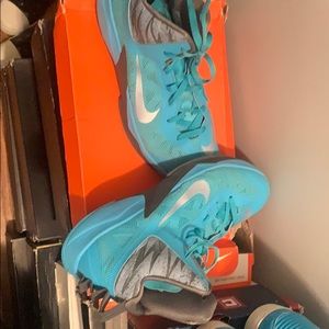 Nike soon hyper fuse